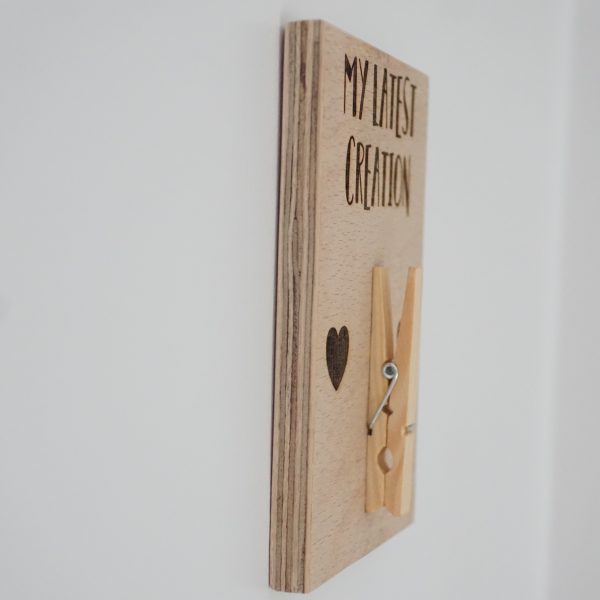 Childrens picture holder